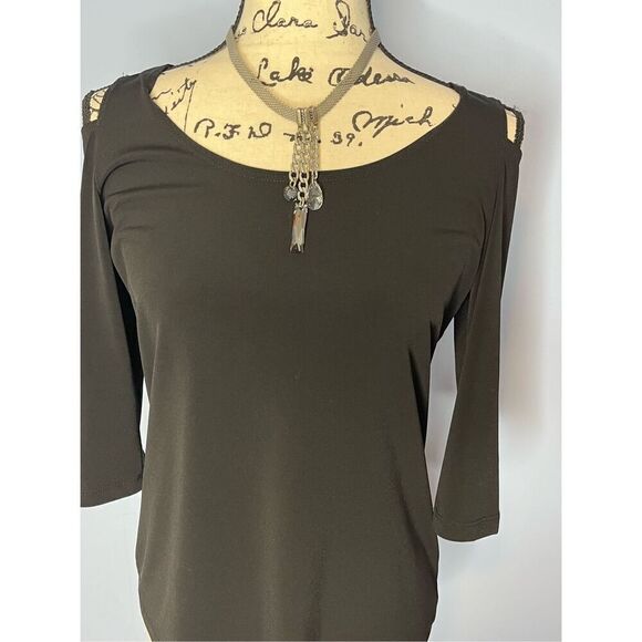 Free People Silver-Tone Mesh Chain Weave Necklace with Crystal Adorned Hanging C - Picture 3 of 4